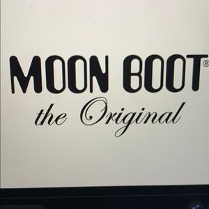 Moon Boots